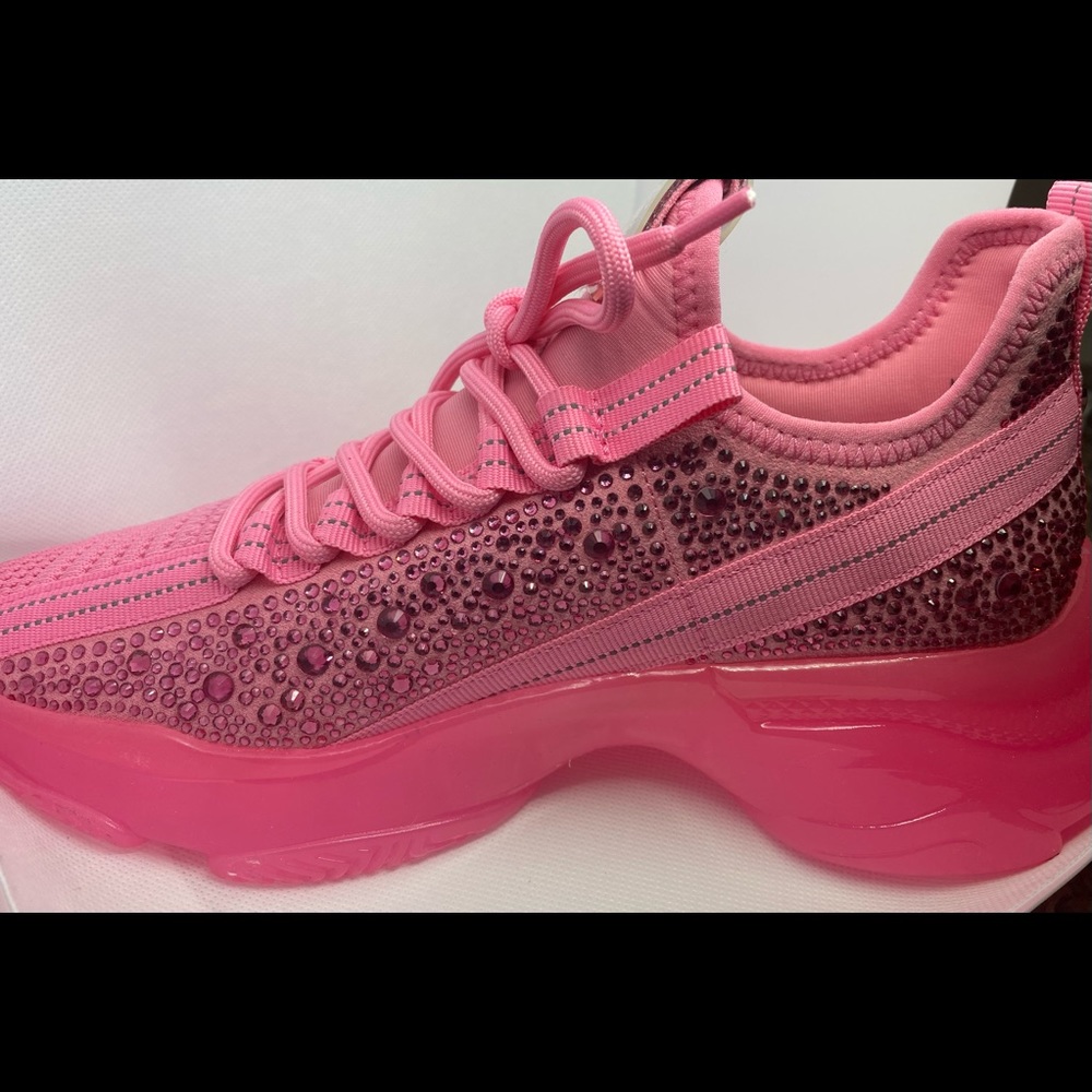 Steve Madden Pink Maxima’s.